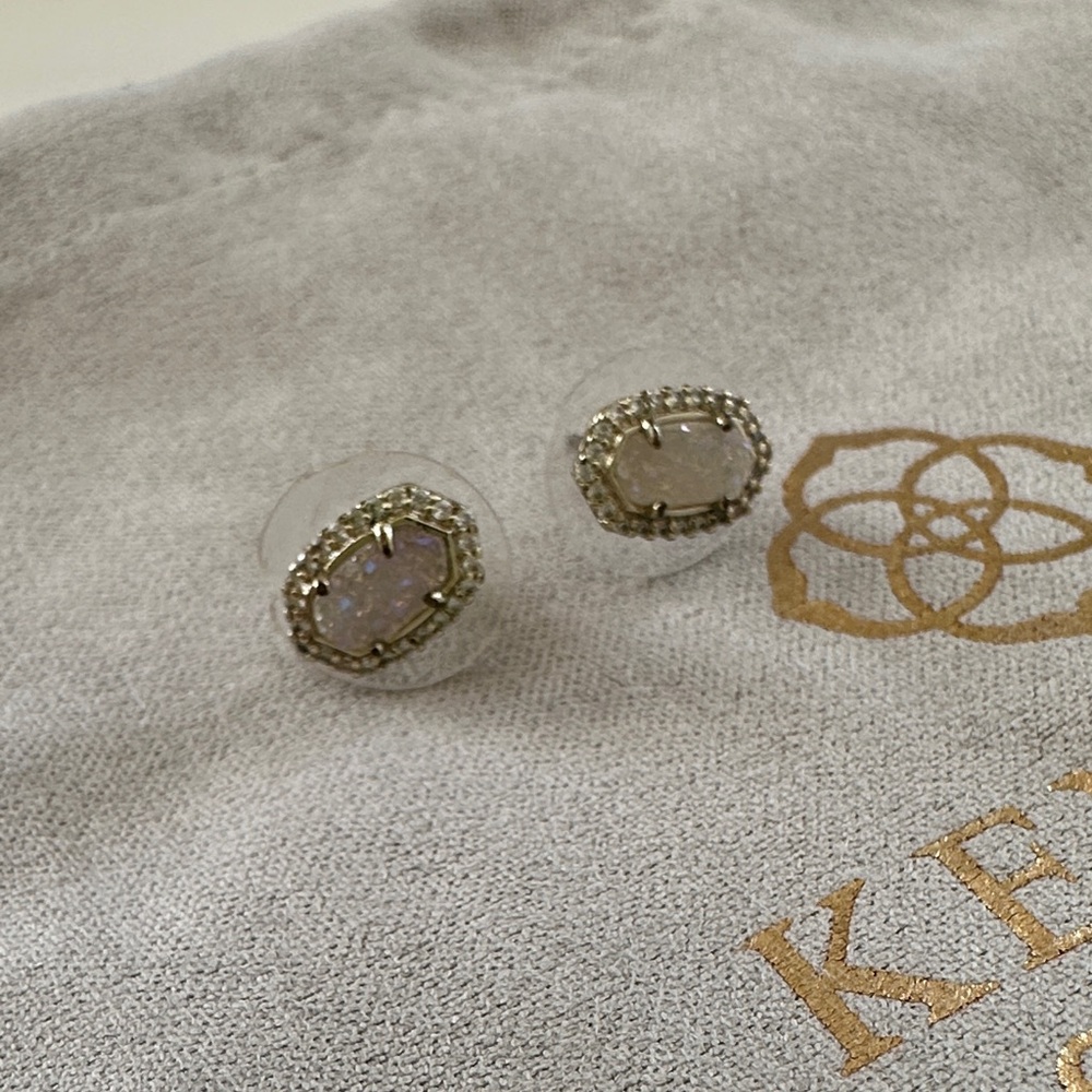 Kendra Scott studs